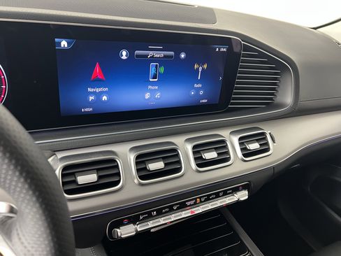 New 2026 Mercedes-Benz GLS 450 4MATIC image 31