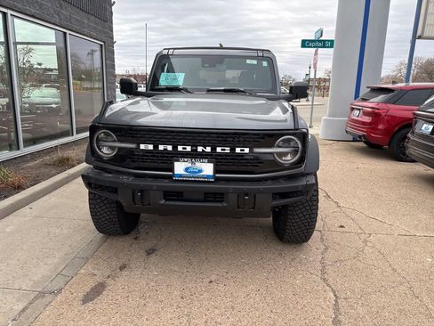 New 2024 Ford Bronco Wildtrak AWD/4WD image 9
