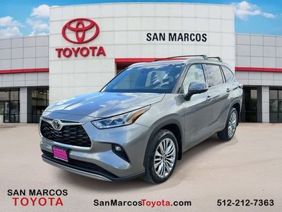 New 2026 Toyota Highlander Platinum