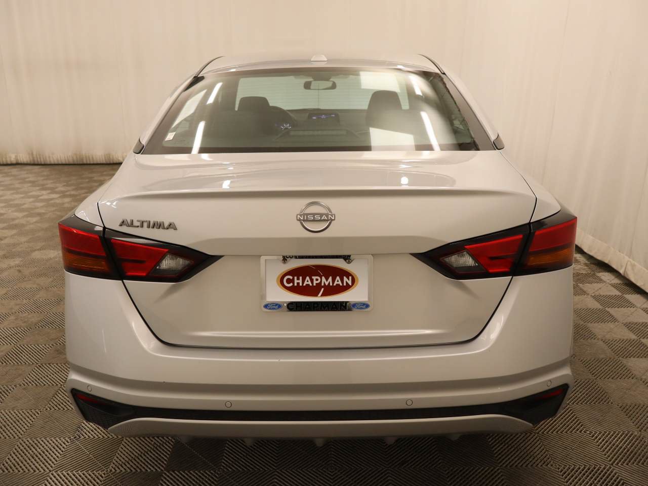 Used 2025 Nissan Altima 2.5 SV FWD image 5