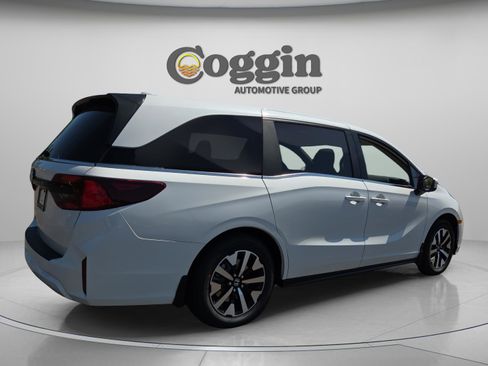 New 2026 Honda Odyssey EX-L image 5