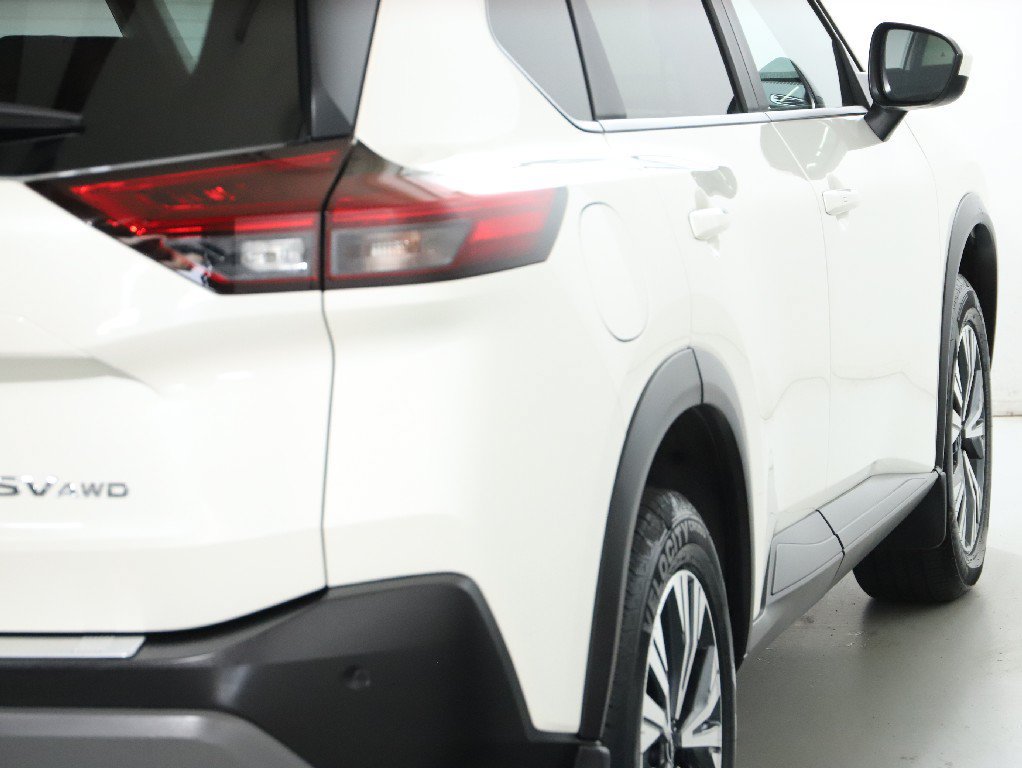 Certified 2023 Nissan Rogue SV AWD/4WD image 45