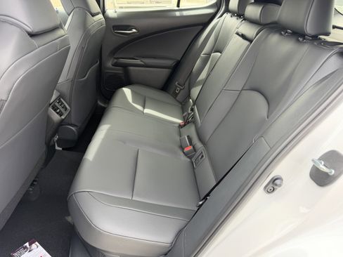 New 2026 Lexus UX 300h FWD image 30