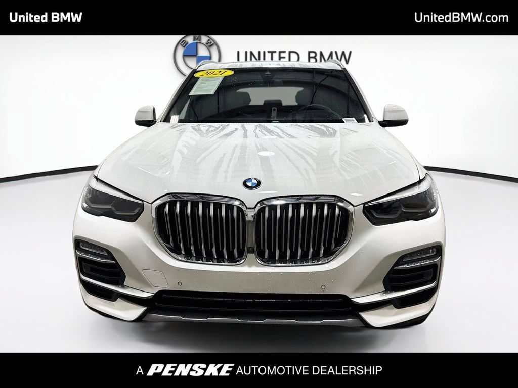 Used 2021 BMW X5 xDrive40i w/ Premium Package 2 AWD/4WD image 2