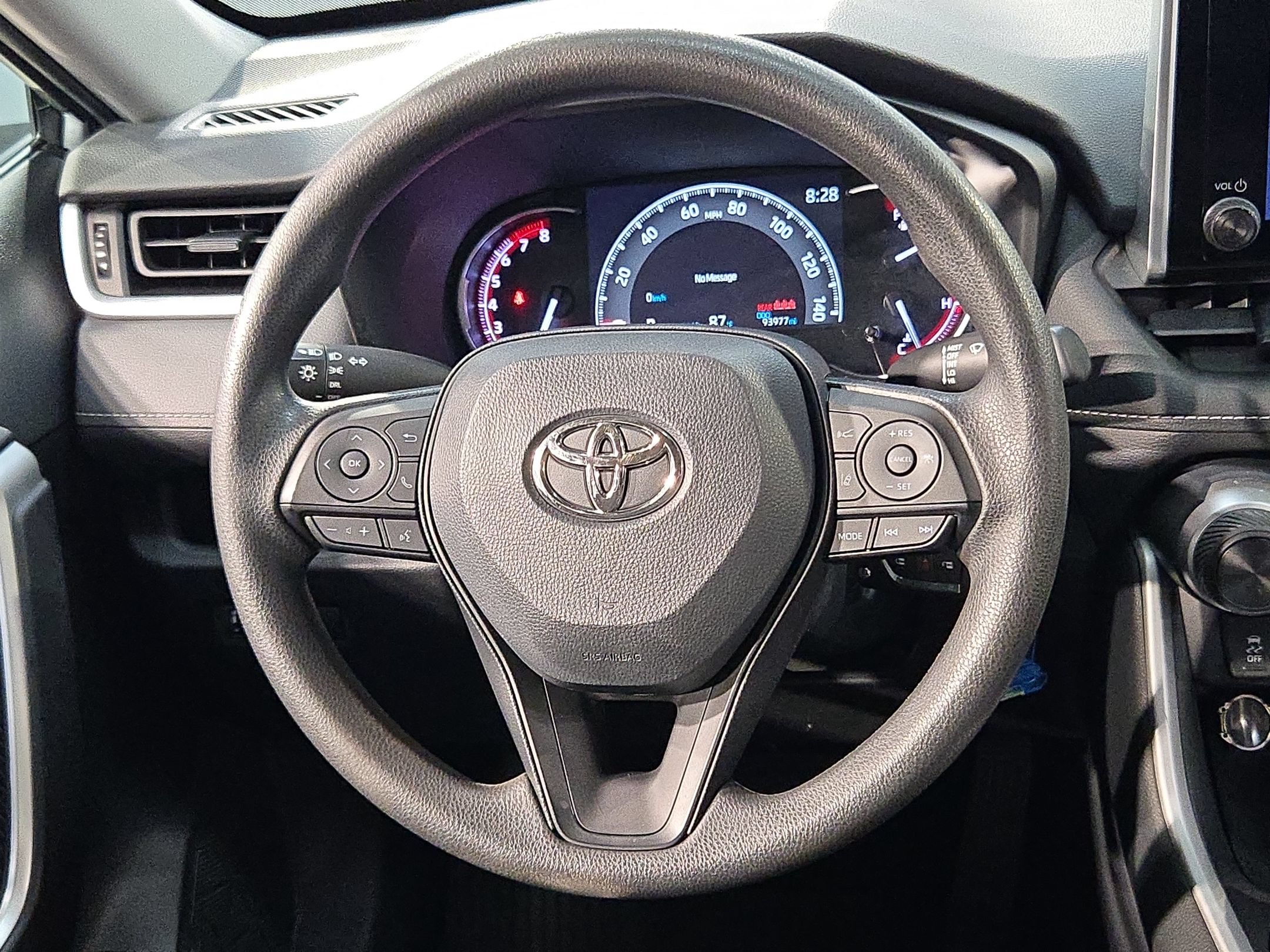 Used 2023 Toyota RAV4 LE AWD/4WD image 25