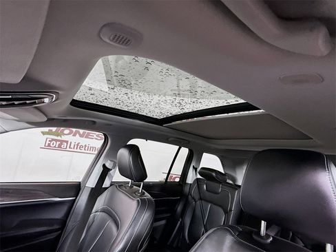 Used 2022 Jeep Grand Cherokee Limited 4xe w/ Luxury Tech Group II image 12