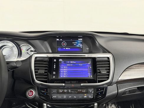 Used 2016 Honda Accord EX-L image 59