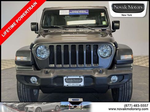 Used 2023 Jeep Wrangler Unlimited Sport AWD/4WD image 2