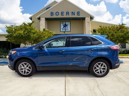 Used 2024 Ford Edge SEL AWD/4WD image 2