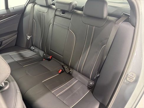 Certified 2023 BMW 530i xDrive w/ Premium Package image 16