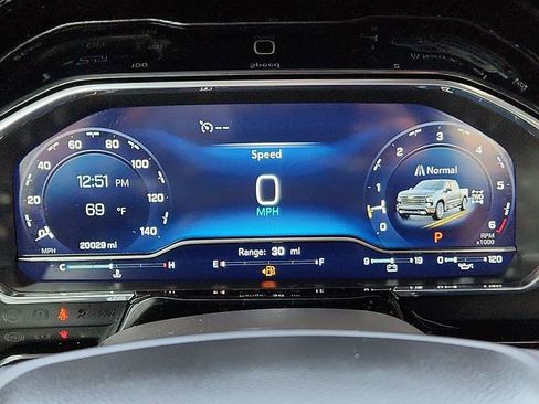 Used 2023 Chevrolet Silverado 1500 High Country w/ Z71 Off-Road Package image 23