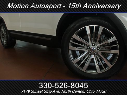 Used 2018 Ford Explorer Platinum image 49