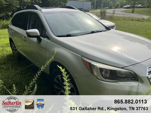 Used 2016 Subaru Outback 2.5i Limited AWD/4WD image 1