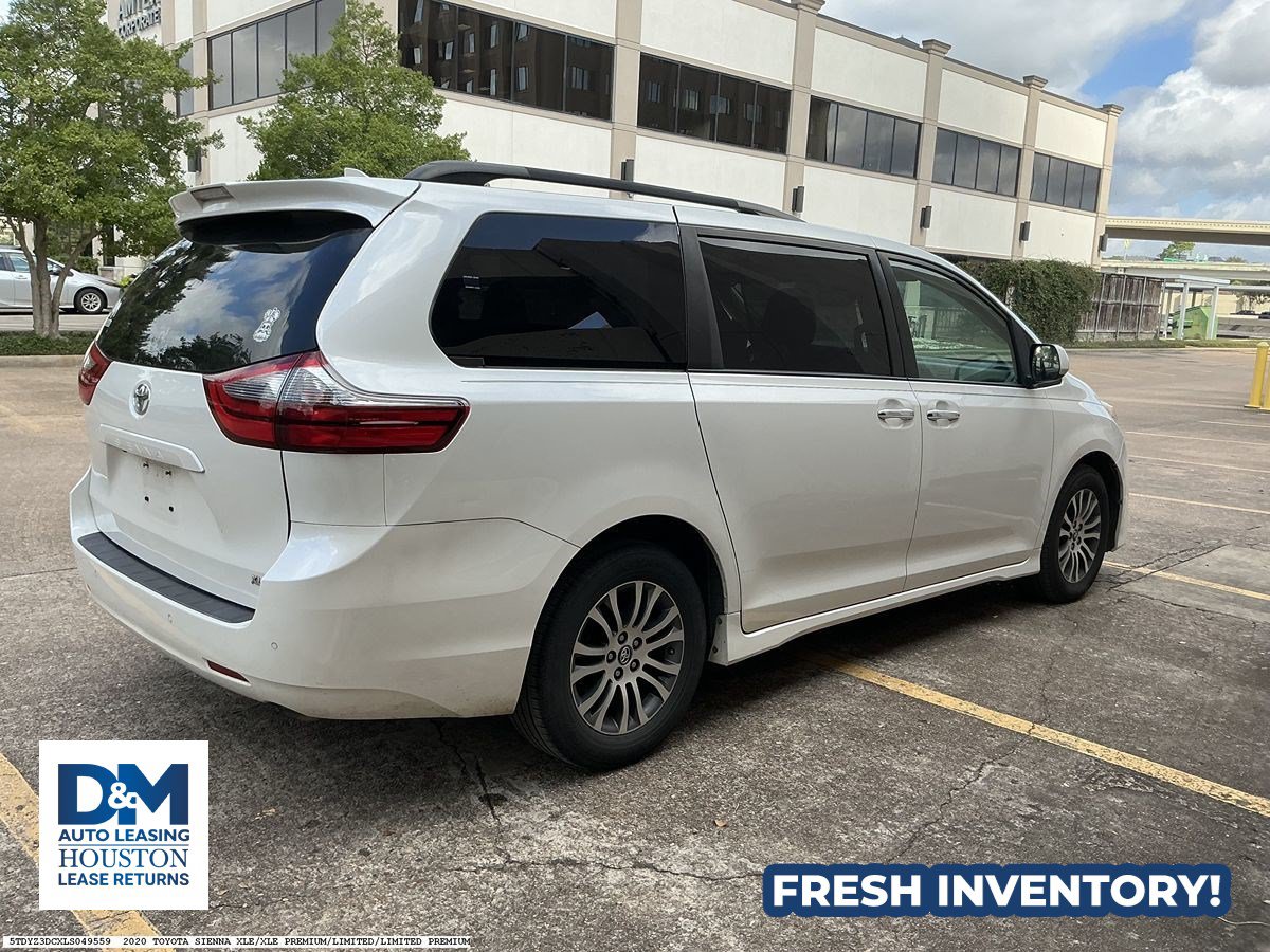 Used 2020 Toyota Sienna XLE w/ XLE Navigation Package FWD image 5