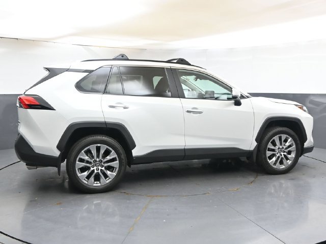 Used 2025 Toyota RAV4 Limited w/ Weather Package AWD/4WD image 6