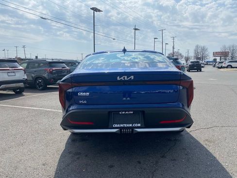 New 2026 Kia K4 EX image 6