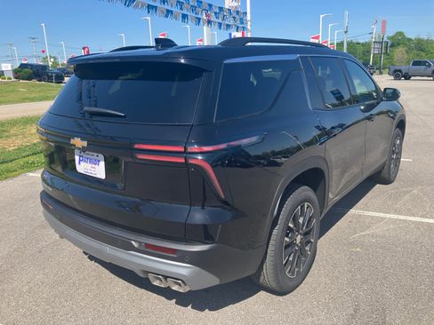 New 2026 Chevrolet Traverse LT w/ Sun and Wheel Package image 7