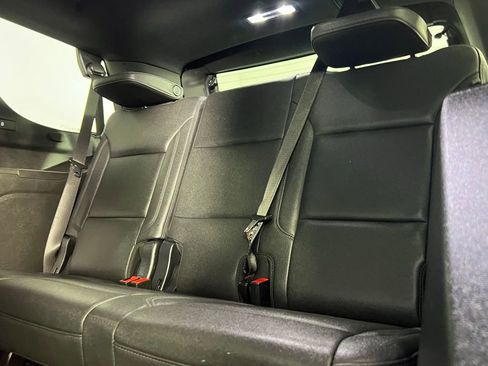 Used 2025 Chevrolet Tahoe Z71 image 31