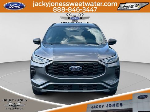 Used 2024 Ford Escape ST-Line w/ Tech Pack #1 AWD/4WD image 8