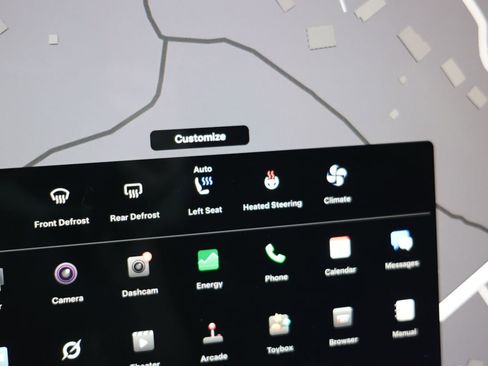 Used 2024 Tesla Model S Plaid image 9