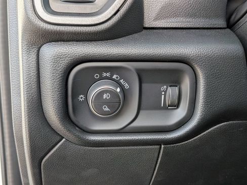 New 2026 RAM 2500 Tradesman AWD/4WD image 19