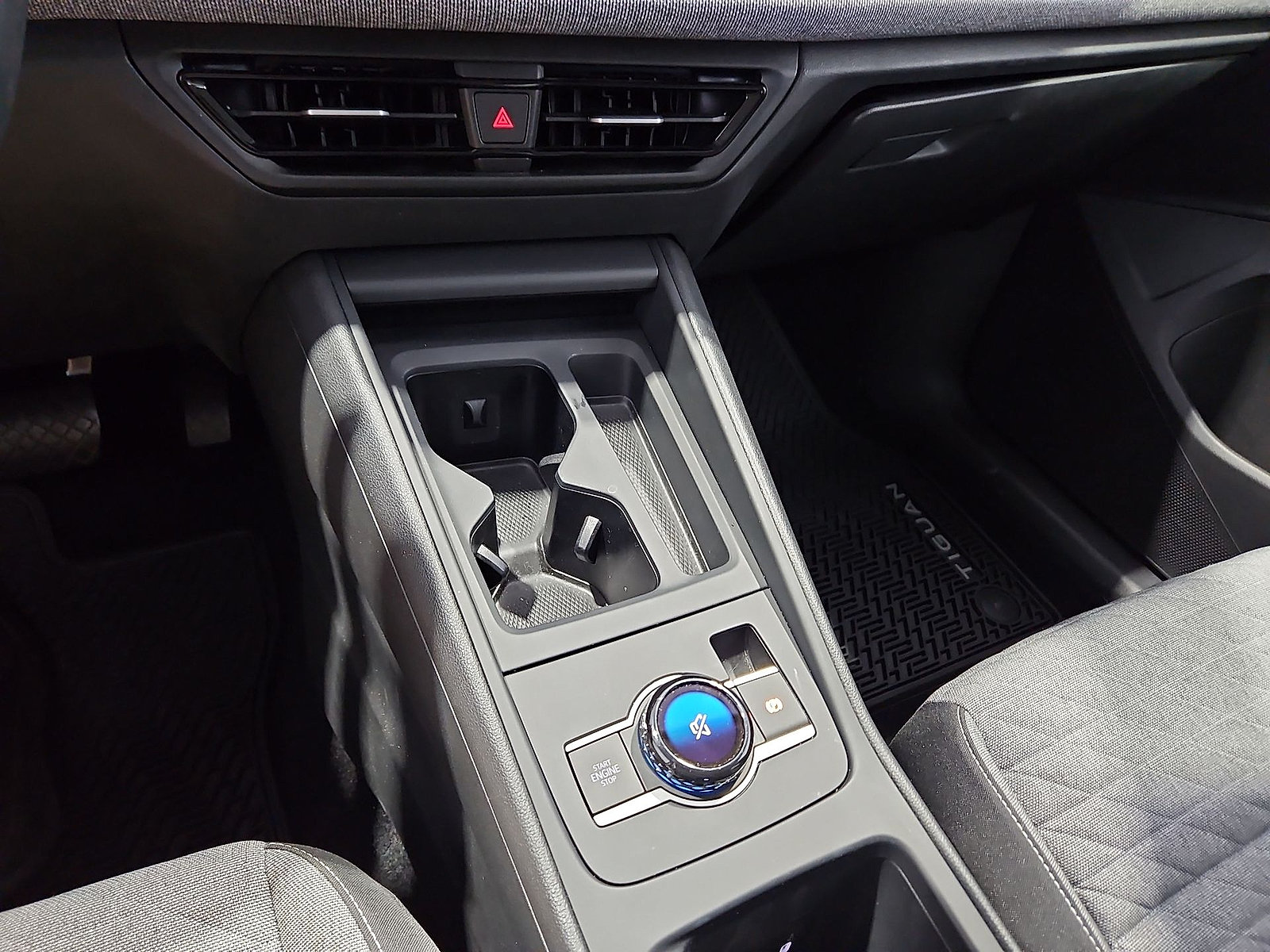 Certified 2025 Volkswagen Tiguan S FWD image 22