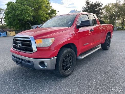 Used 2011 Toyota Tundra 2WD Double Cab w/ Tow Pkg image 4