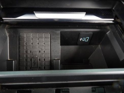 Used 2024 Ford F450 Limited w/ FX4 Off-Road Package image 20