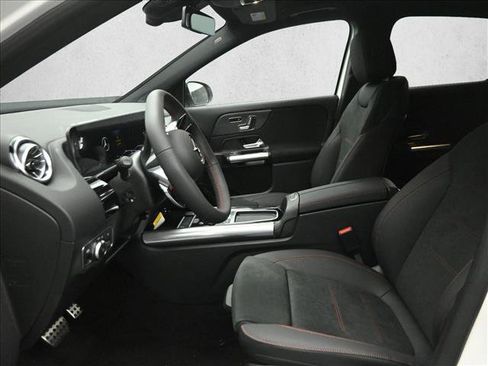 New 2026 Mercedes-Benz GLA 250 4MATIC image 8