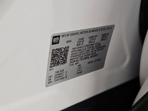 Used 2024 GMC Terrain SLE image 36