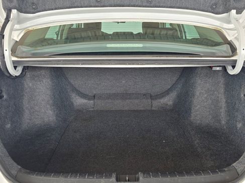 Used 2022 Honda Accord LX image 36