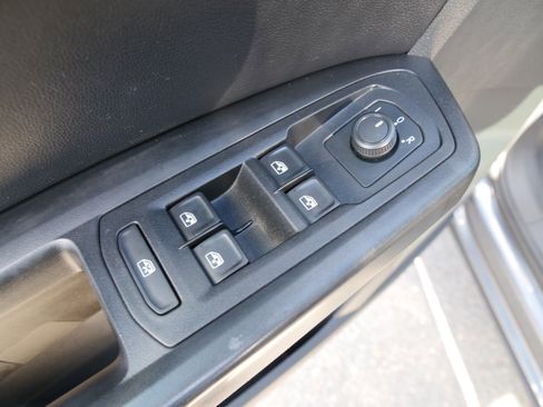 Used 2021 Volkswagen Atlas SE w/ Towing Package image 20