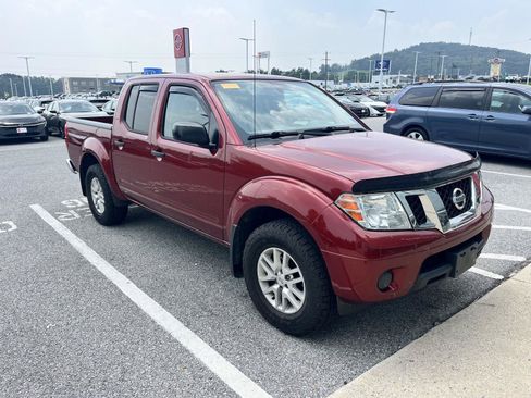 Used 2020 Nissan Frontier SV AWD/4WD image 1
