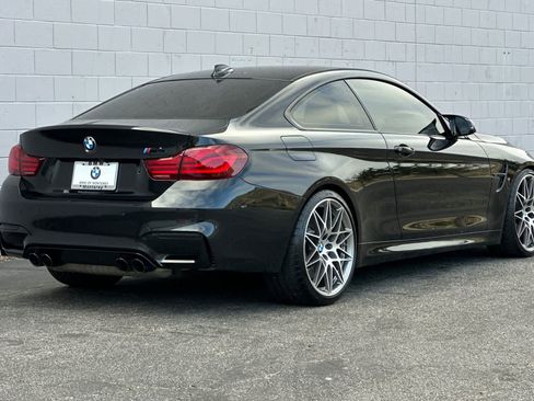 Used 2020 BMW M4 Coupe w/ Competition Package image 2