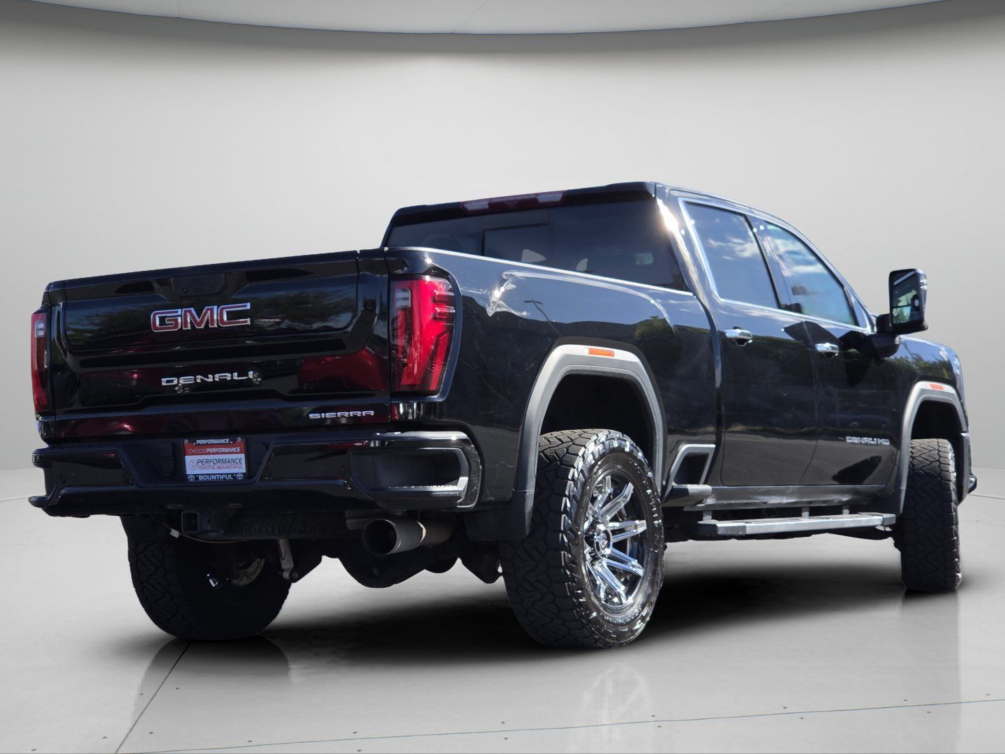 Used 2024 GMC Sierra 2500 Denali AWD/4WD image 26