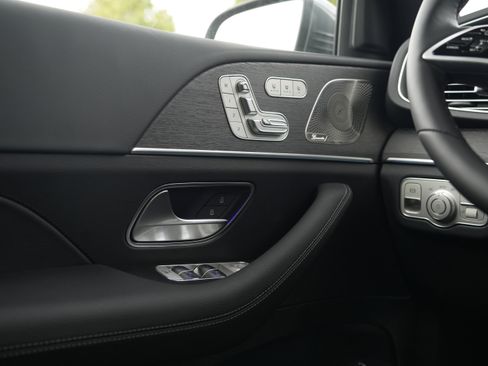 New 2026 Mercedes-Benz GLE 450e 4MATIC image 23