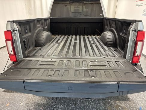 Used 2020 Ford F350 Lariat image 6