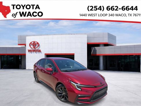 Used 2025 Toyota Corolla SE FWD image 1