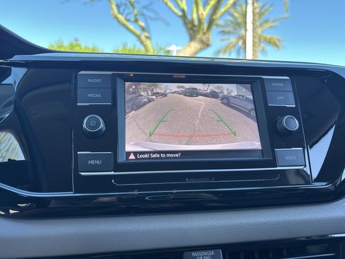 Used 2024 Volkswagen Taos S image 22