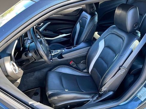 Used 2019 Chevrolet Camaro LT image 18