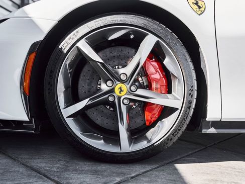 Used 2024 Ferrari SF90 Spider AWD/4WD image 3