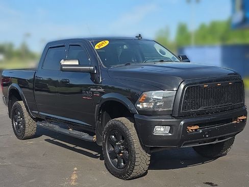 Used 2017 RAM 2500 Big Horn w/ Sport Appearance Group AWD/4WD image 10