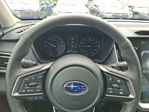Certified 2025 Subaru Outback Limited AWD/4WD image 18