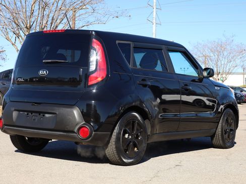 Used 2016 Kia Soul image 6