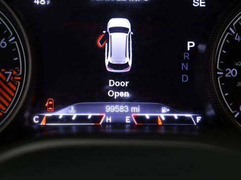 Used 2015 Jeep Cherokee Trailhawk image 13