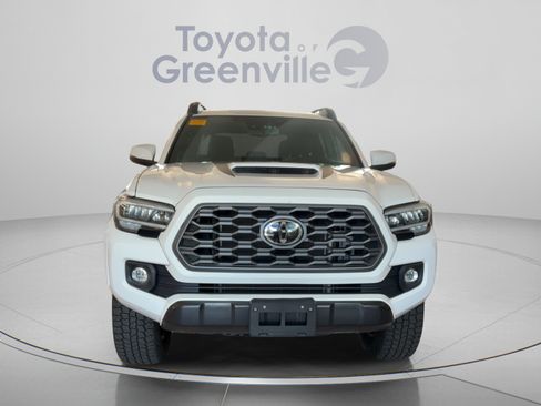 Certified 2021 Toyota Tacoma TRD Sport w/ Technology Package AWD/4WD image 9
