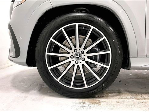 New 2026 Mercedes-Benz GLS 450 4MATIC image 11