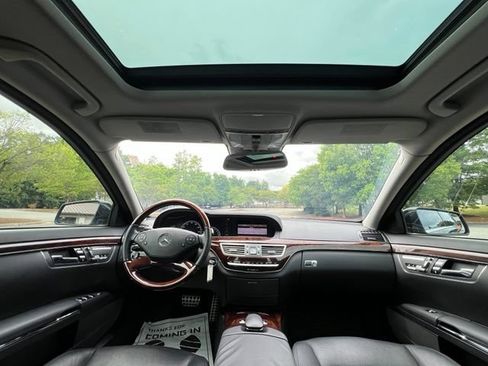 Used 2012 Mercedes-Benz S 550 4MATIC w/ Sport Pkg image 27
