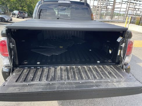 Certified 2023 Toyota Tacoma Limited AWD/4WD image 13