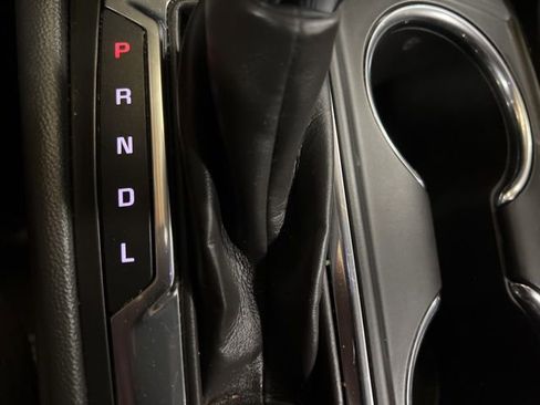 Used 2023 Chevrolet Equinox LT image 27